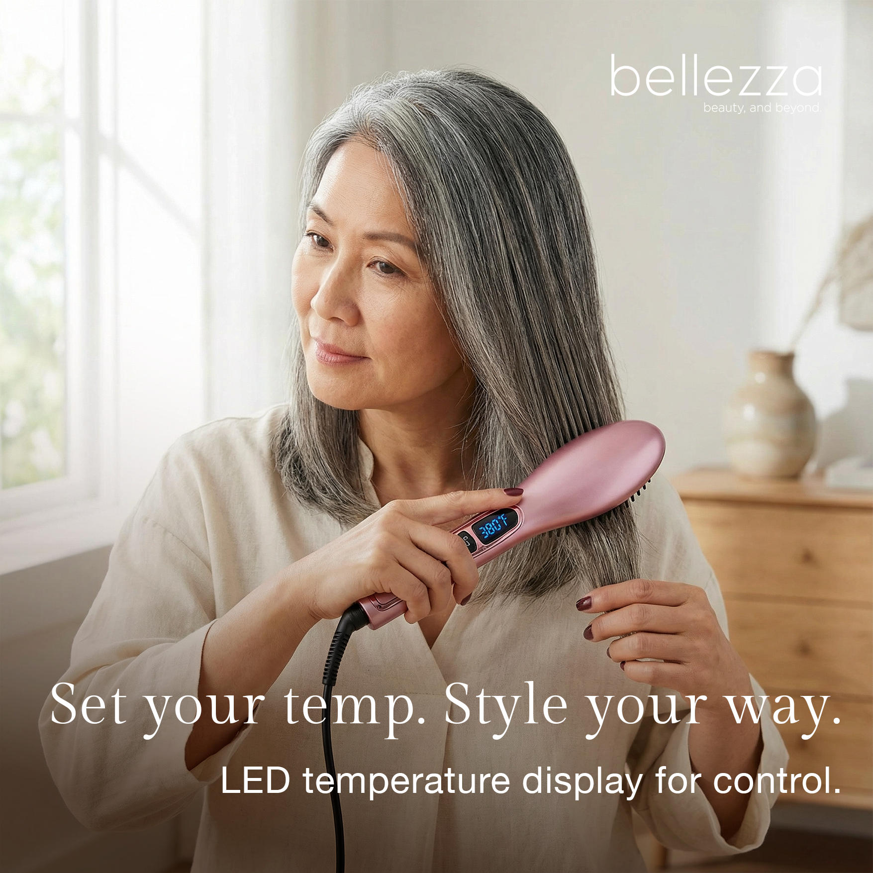 Digital Hot Straightening Brush